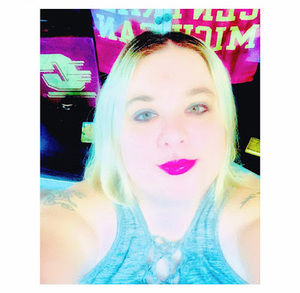 Meet your Posher, Stacy l.